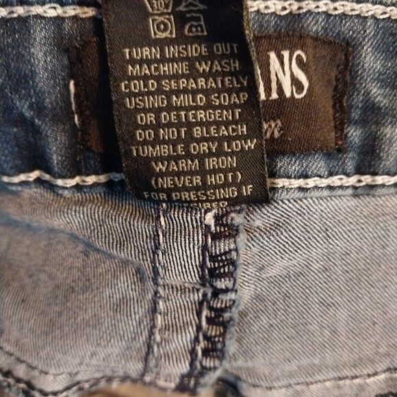 ZCO Cropped Jeans Sz 13 Denim Blue Embroidered Stretch Mid Rise Rhinestone EUC - Picture 12 of 14